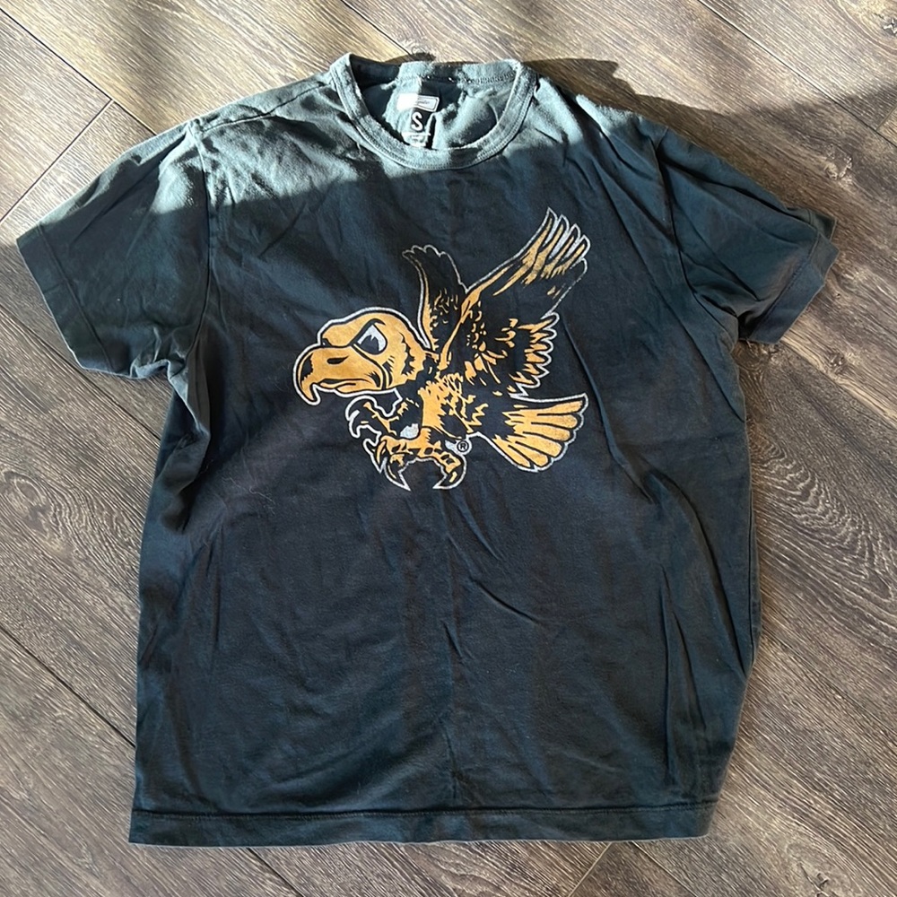 Iowa hawkeye shirt